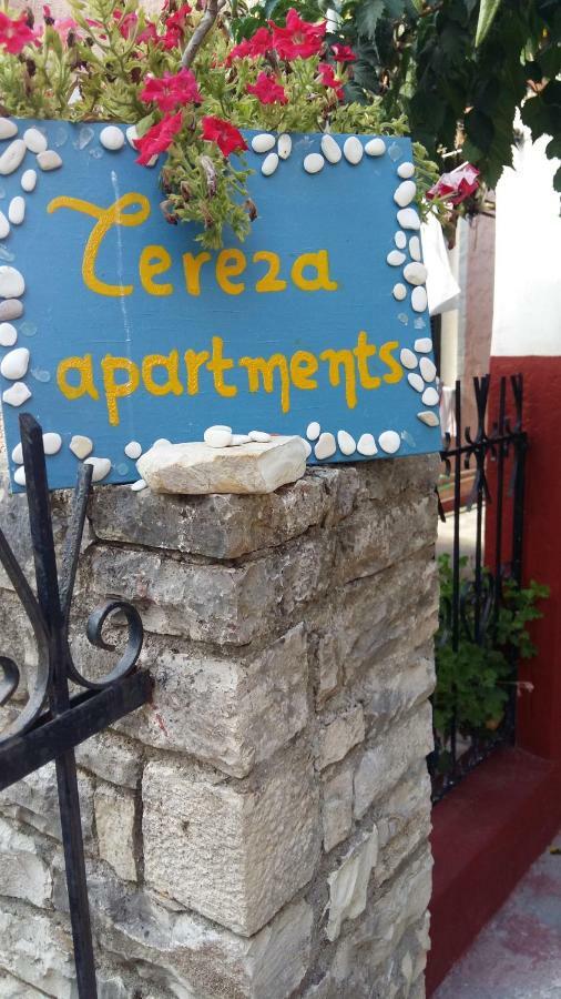 Paxos Apartments Gaios Exteriér fotografie